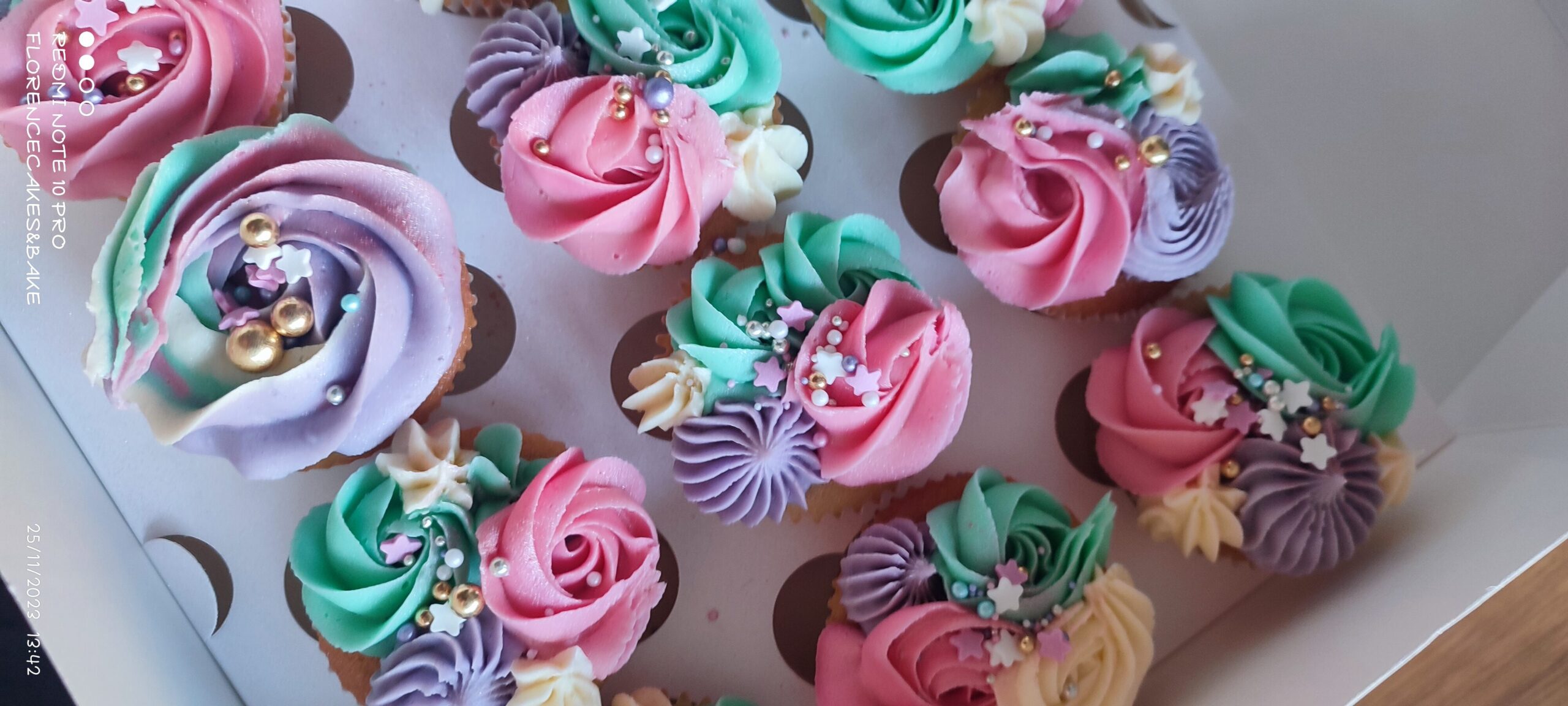 Cupcakes Decorated with different Coral colours